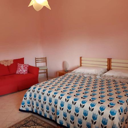 La Casa Di Desideria Bed and Breakfast Baratili San Pietro Exteriör bild