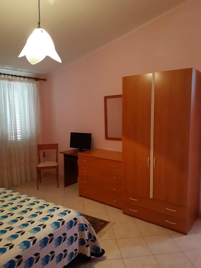 La Casa Di Desideria Bed and Breakfast Baratili San Pietro Exteriör bild